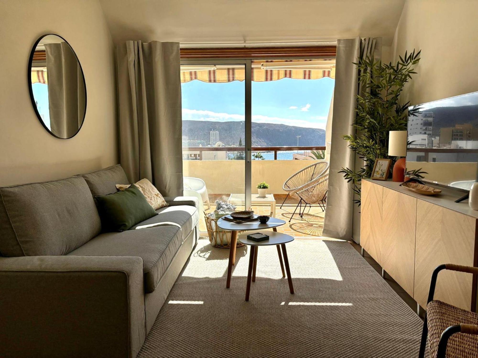 Seaview Apartment - Los Cristianos Los Cristianos  Exterior photo